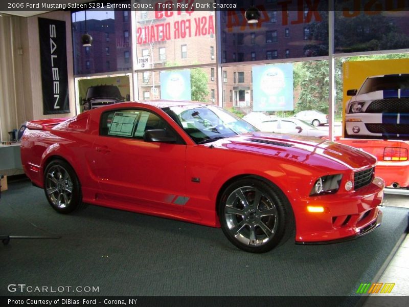 Torch Red / Dark Charcoal 2006 Ford Mustang Saleen S281 Extreme Coupe