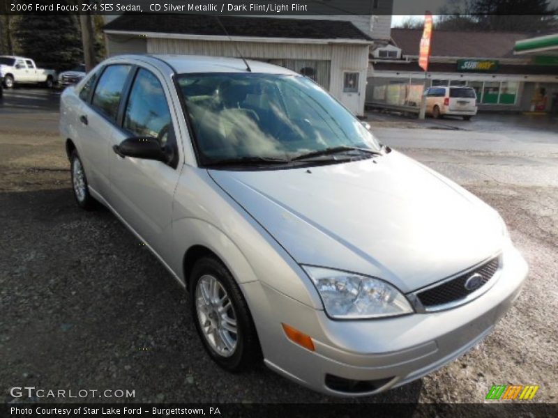 Front 3/4 View of 2006 Focus ZX4 SES Sedan