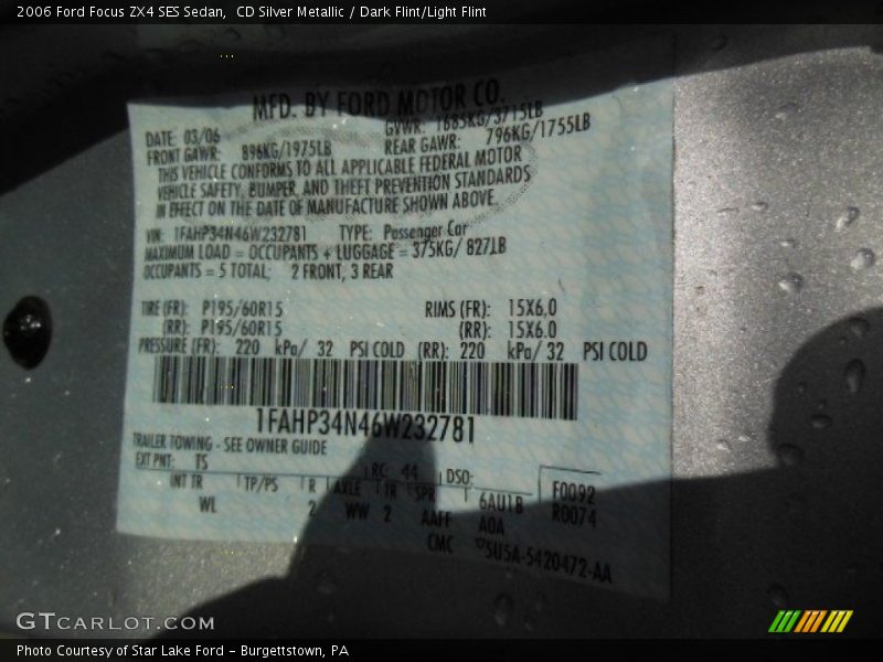 CD Silver Metallic / Dark Flint/Light Flint 2006 Ford Focus ZX4 SES Sedan