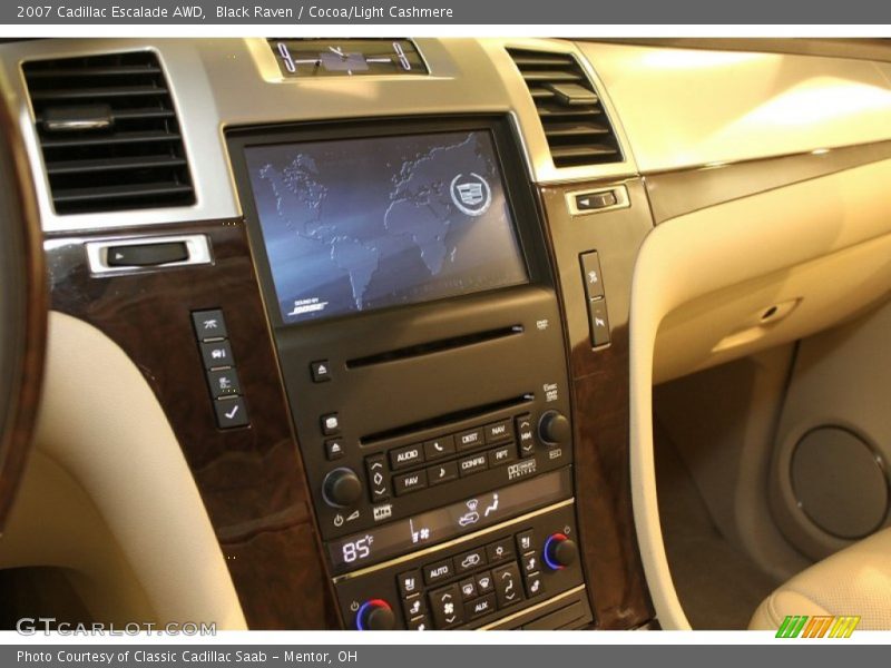 Black Raven / Cocoa/Light Cashmere 2007 Cadillac Escalade AWD