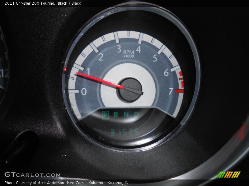Black / Black 2011 Chrysler 200 Touring
