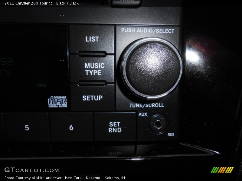 Black / Black 2011 Chrysler 200 Touring