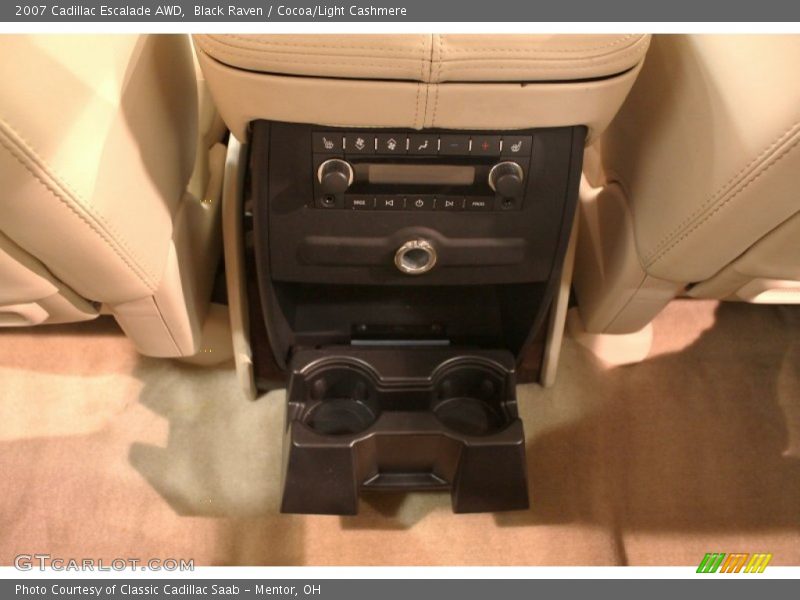 Black Raven / Cocoa/Light Cashmere 2007 Cadillac Escalade AWD