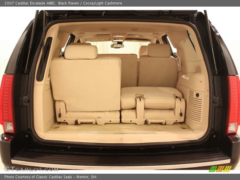 Black Raven / Cocoa/Light Cashmere 2007 Cadillac Escalade AWD