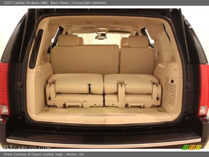 Black Raven / Cocoa/Light Cashmere 2007 Cadillac Escalade AWD