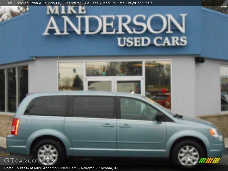 Clearwater Blue Pearl / Medium Slate Gray/Light Shale 2009 Chrysler Town & Country LX