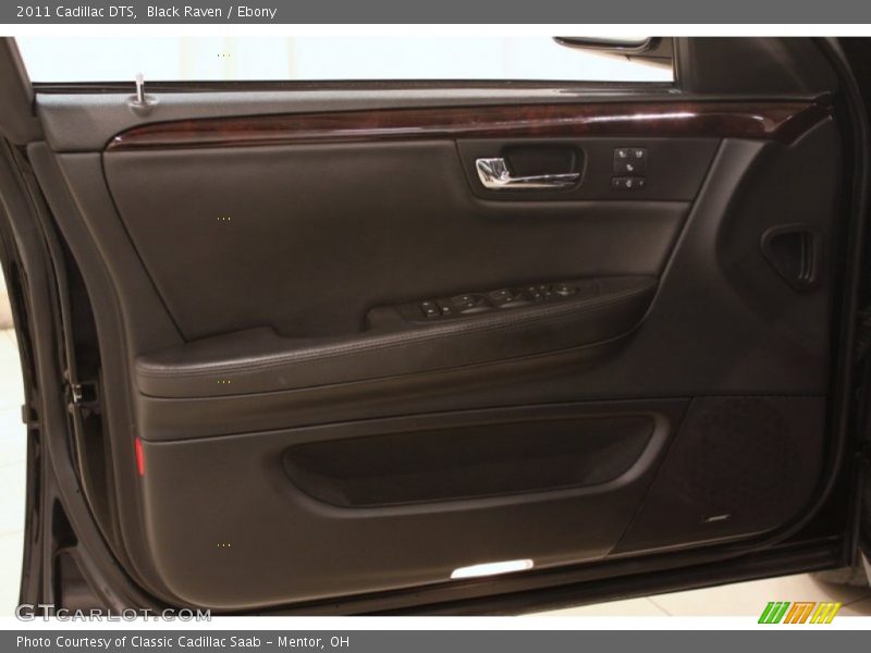 Black Raven / Ebony 2011 Cadillac DTS