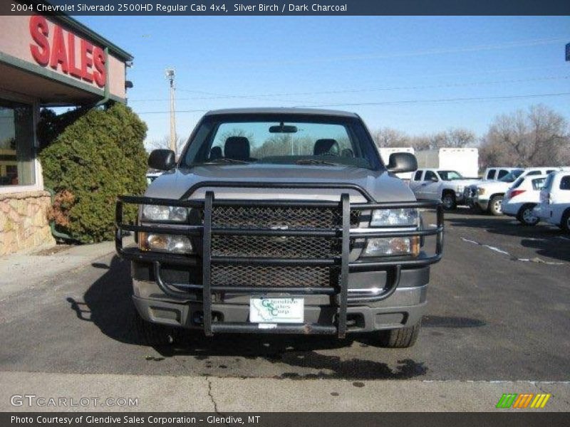 Silver Birch / Dark Charcoal 2004 Chevrolet Silverado 2500HD Regular Cab 4x4