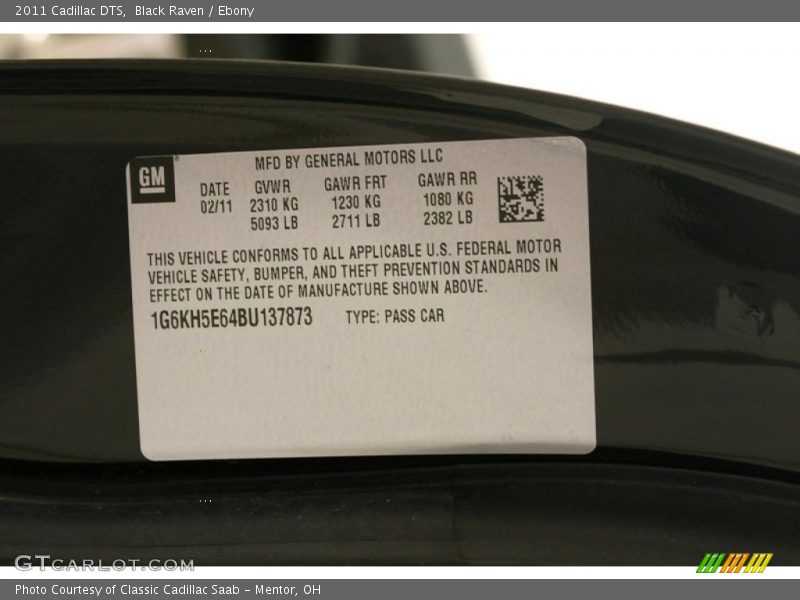 Black Raven / Ebony 2011 Cadillac DTS