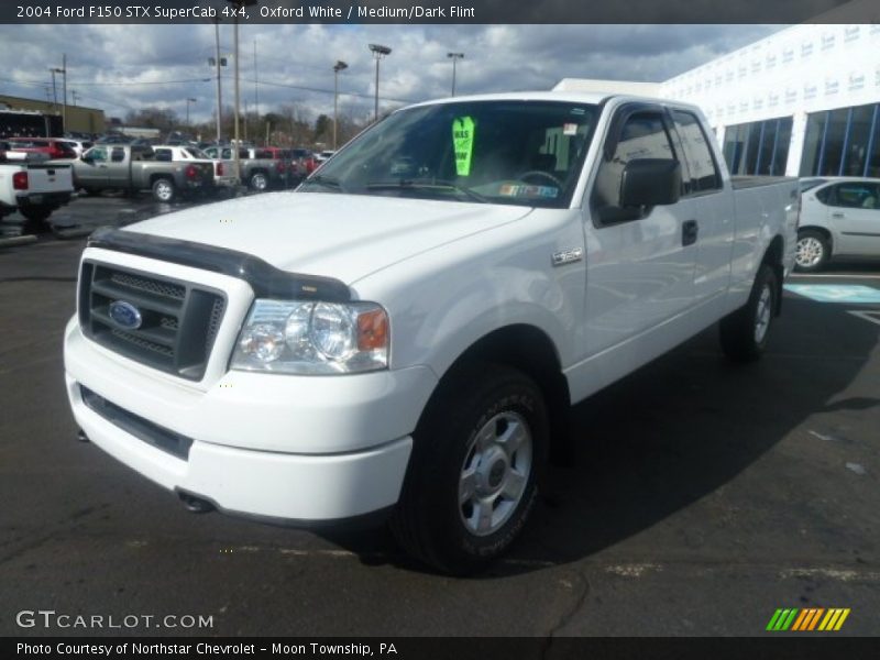 Front 3/4 View of 2004 F150 STX SuperCab 4x4
