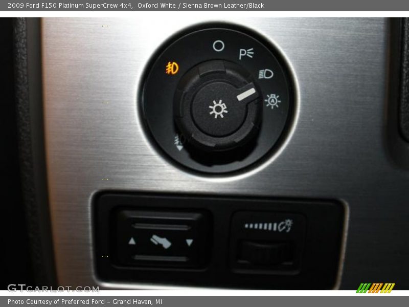 Controls of 2009 F150 Platinum SuperCrew 4x4