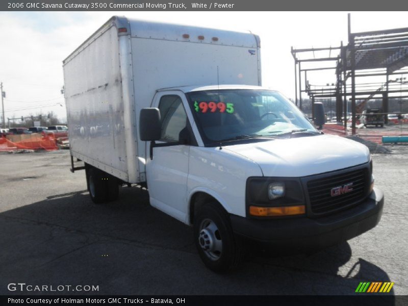 White / Pewter 2006 GMC Savana Cutaway 3500 Commercial Moving Truck