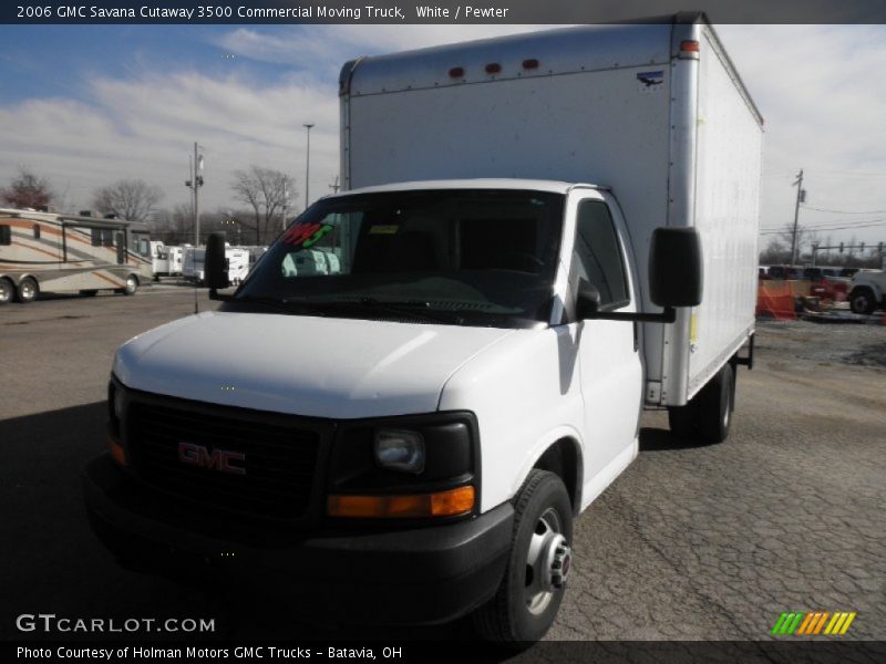 White / Pewter 2006 GMC Savana Cutaway 3500 Commercial Moving Truck