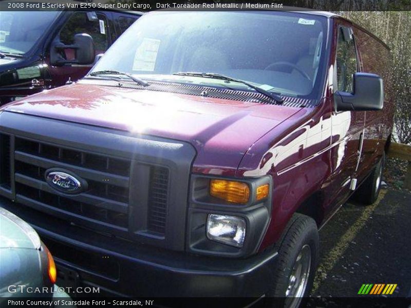 Dark Toreador Red Metallic / Medium Flint 2008 Ford E Series Van E250 Super Duty Cargo