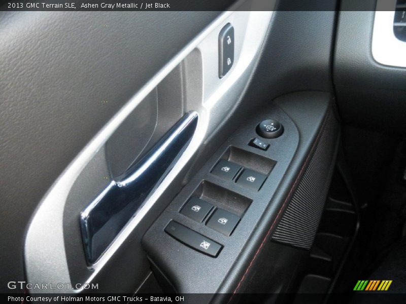 Ashen Gray Metallic / Jet Black 2013 GMC Terrain SLE