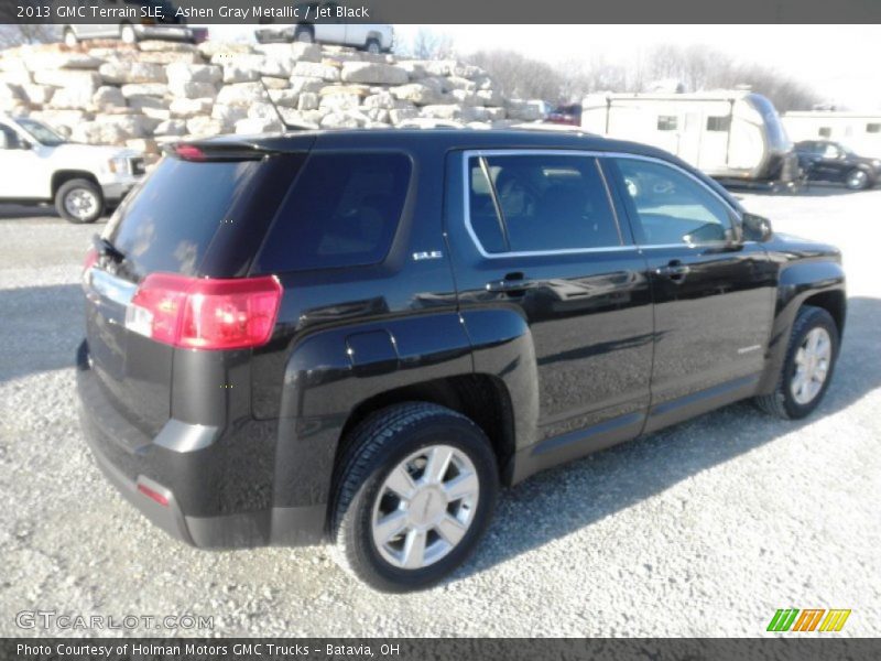 Ashen Gray Metallic / Jet Black 2013 GMC Terrain SLE