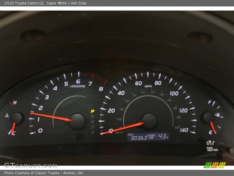 Super White / Ash Gray 2010 Toyota Camry LE