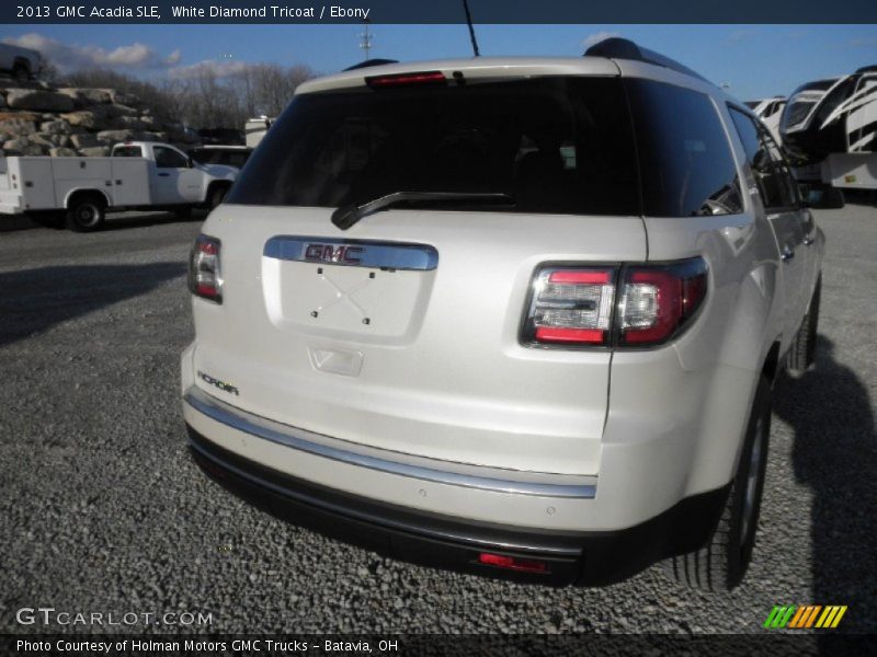 White Diamond Tricoat / Ebony 2013 GMC Acadia SLE