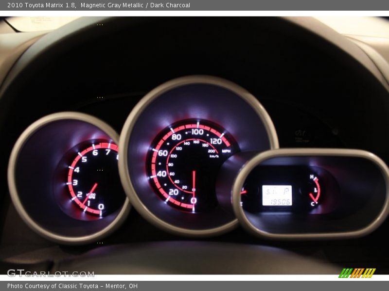 Magnetic Gray Metallic / Dark Charcoal 2010 Toyota Matrix 1.8