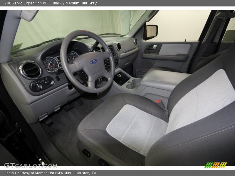 Black / Medium Flint Grey 2006 Ford Expedition XLT