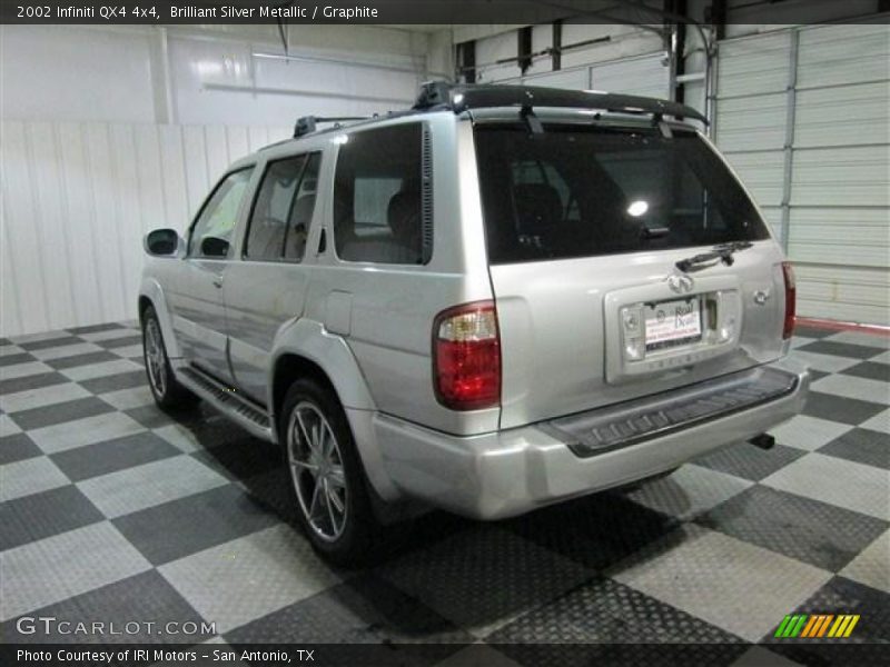 Brilliant Silver Metallic / Graphite 2002 Infiniti QX4 4x4