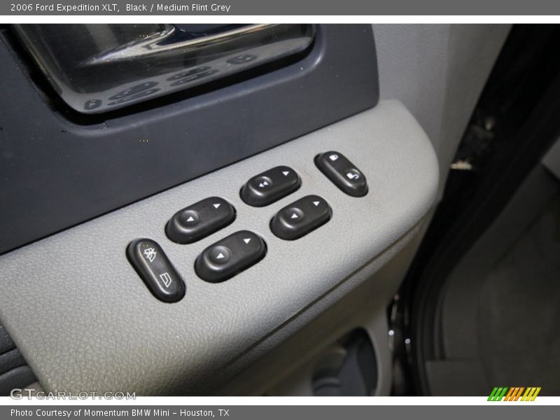 Black / Medium Flint Grey 2006 Ford Expedition XLT