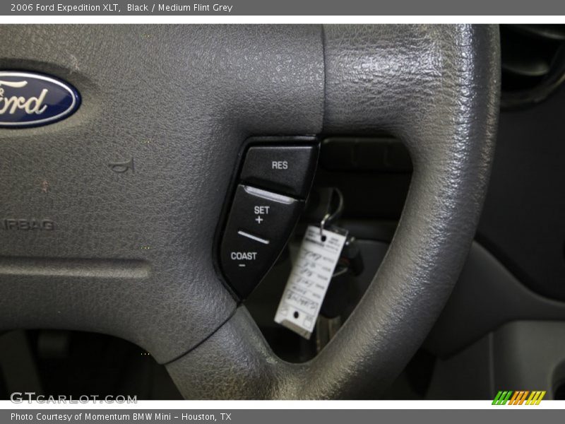 Black / Medium Flint Grey 2006 Ford Expedition XLT