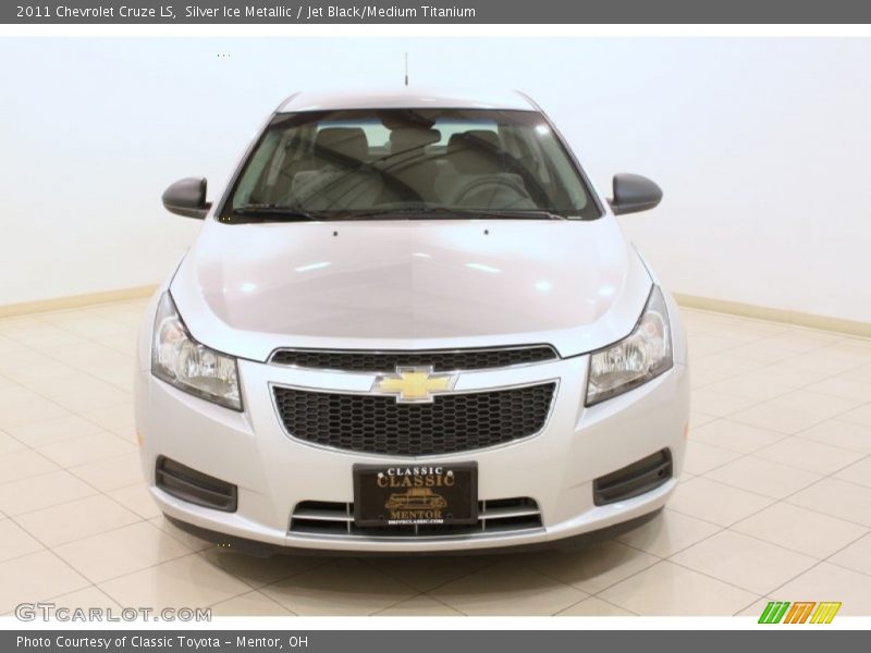 Silver Ice Metallic / Jet Black/Medium Titanium 2011 Chevrolet Cruze LS