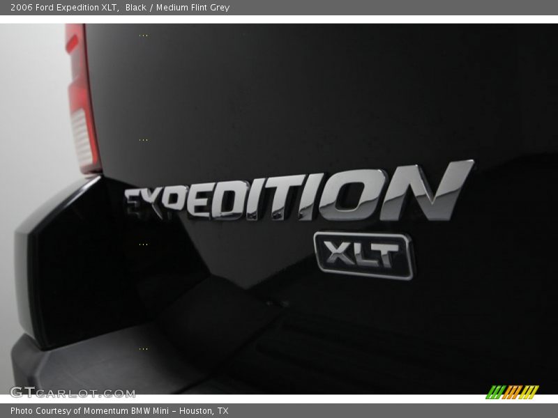 Black / Medium Flint Grey 2006 Ford Expedition XLT