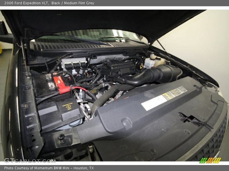 Black / Medium Flint Grey 2006 Ford Expedition XLT