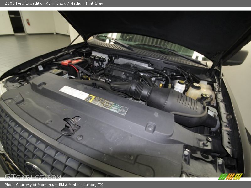 Black / Medium Flint Grey 2006 Ford Expedition XLT