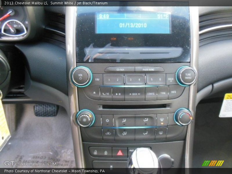 Summit White / Jet Black/Titanium 2013 Chevrolet Malibu LS
