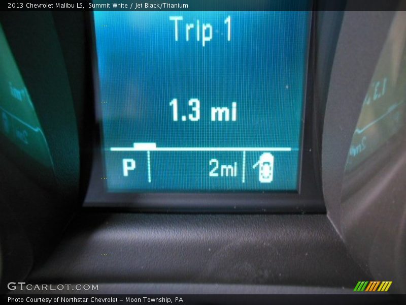 Summit White / Jet Black/Titanium 2013 Chevrolet Malibu LS