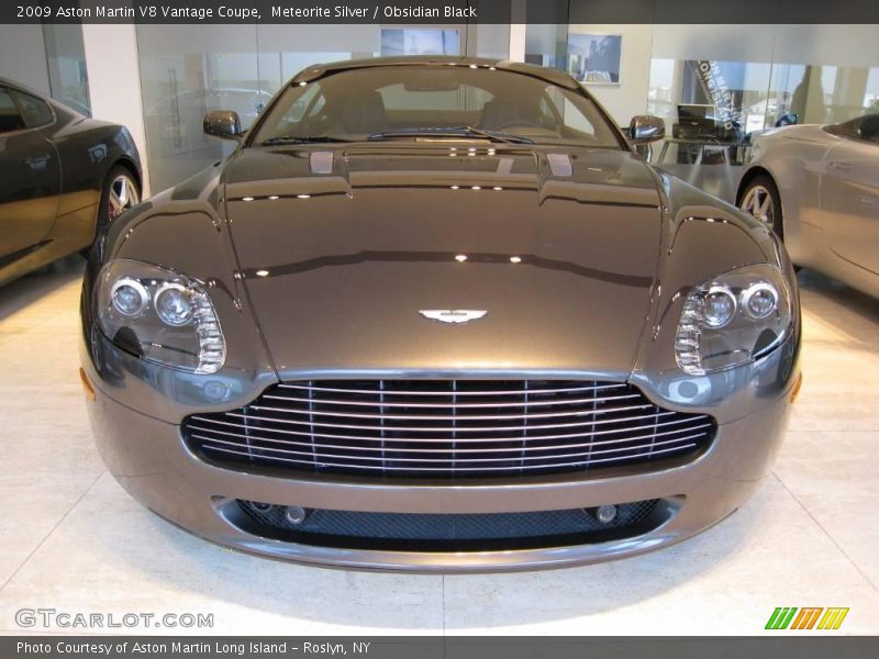 Meteorite Silver / Obsidian Black 2009 Aston Martin V8 Vantage Coupe