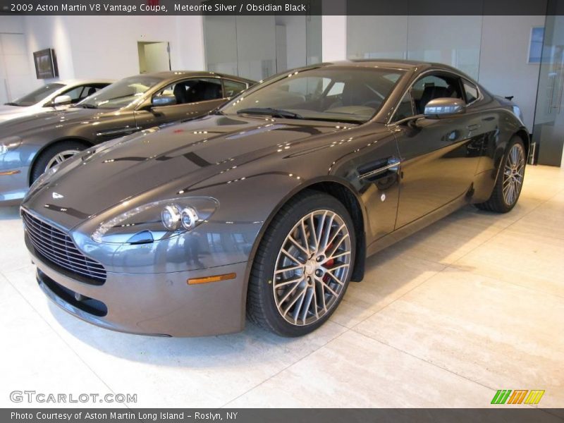 Meteorite Silver / Obsidian Black 2009 Aston Martin V8 Vantage Coupe