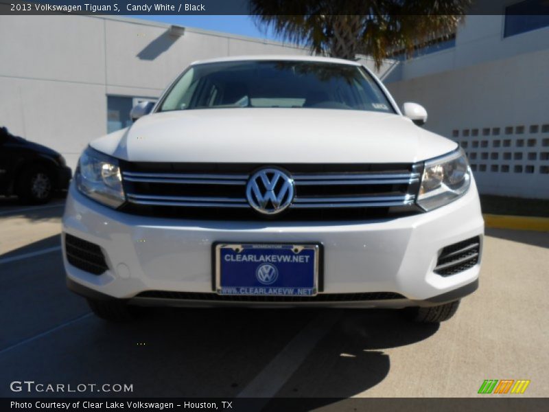 Candy White / Black 2013 Volkswagen Tiguan S
