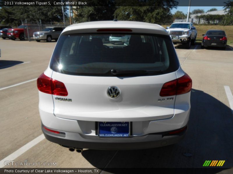 Candy White / Black 2013 Volkswagen Tiguan S