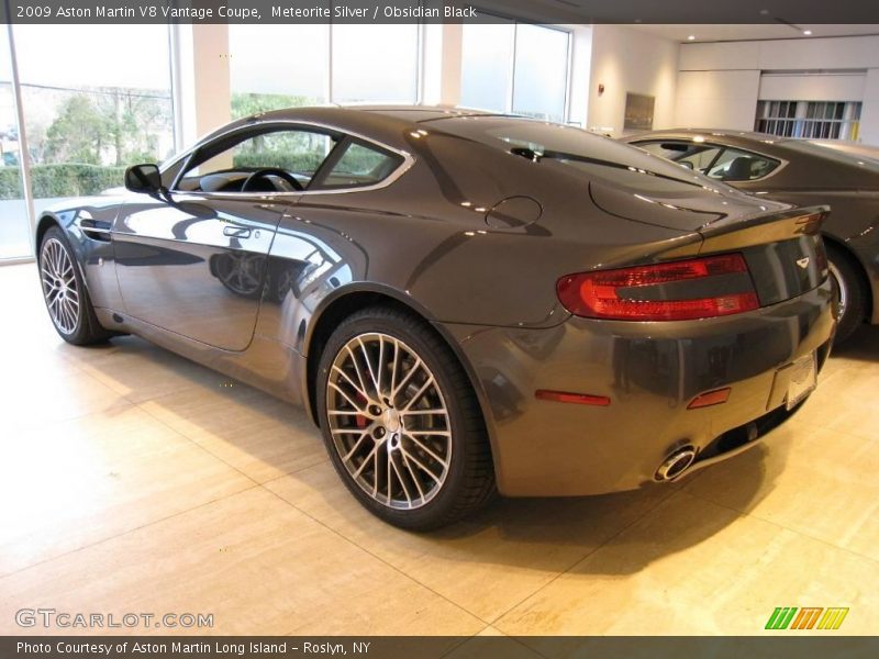 Meteorite Silver / Obsidian Black 2009 Aston Martin V8 Vantage Coupe