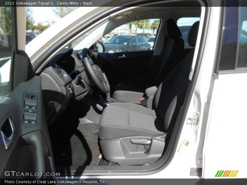Candy White / Black 2013 Volkswagen Tiguan S