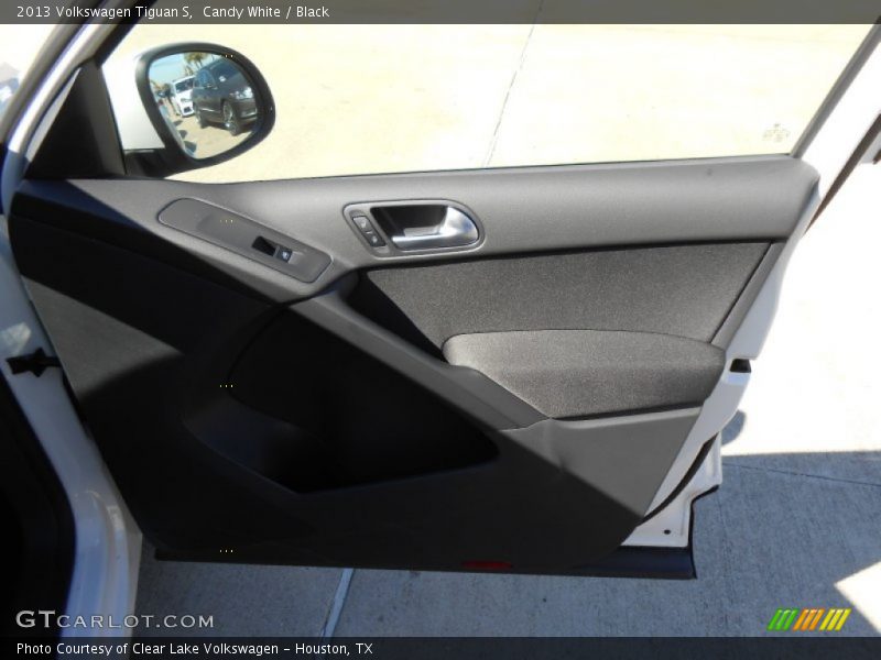 Candy White / Black 2013 Volkswagen Tiguan S
