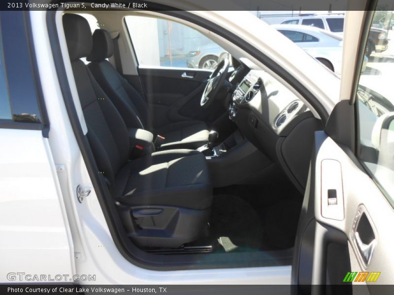 Candy White / Black 2013 Volkswagen Tiguan S
