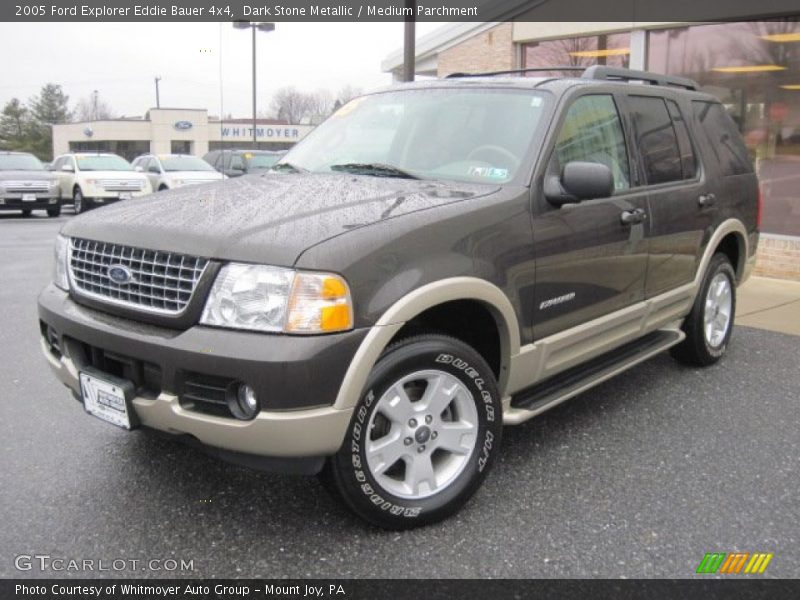 Front 3/4 View of 2005 Explorer Eddie Bauer 4x4