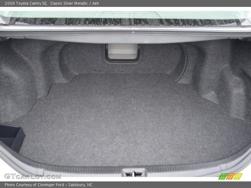 Classic Silver Metallic / Ash 2009 Toyota Camry SE
