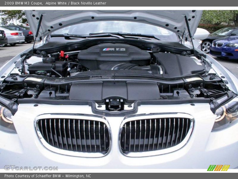 Alpine White / Black Novillo Leather 2009 BMW M3 Coupe