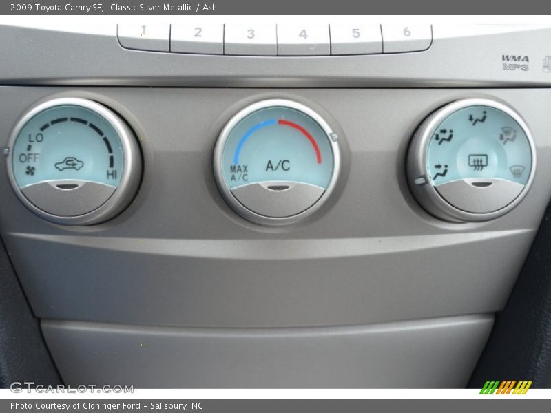 Classic Silver Metallic / Ash 2009 Toyota Camry SE