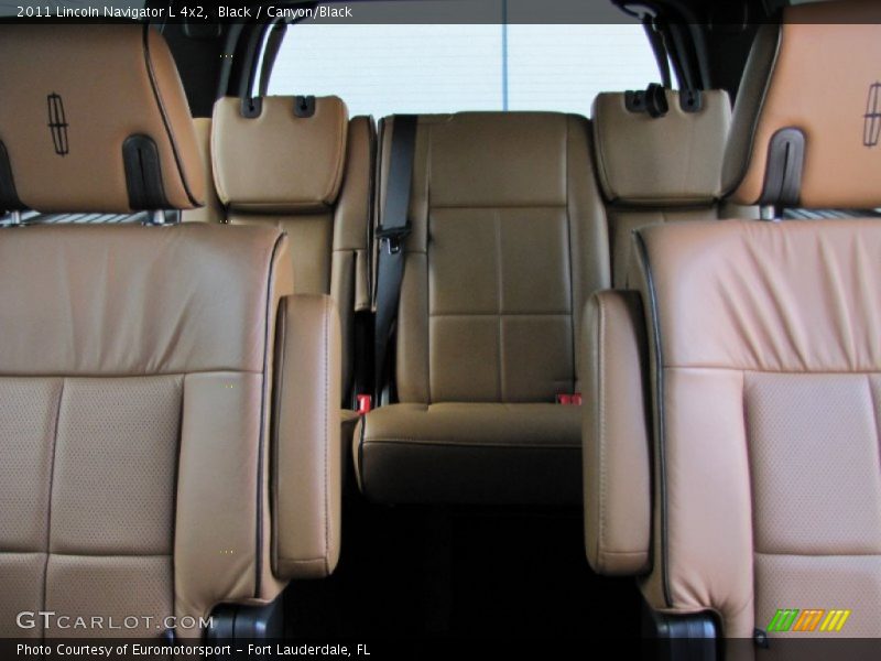 Black / Canyon/Black 2011 Lincoln Navigator L 4x2