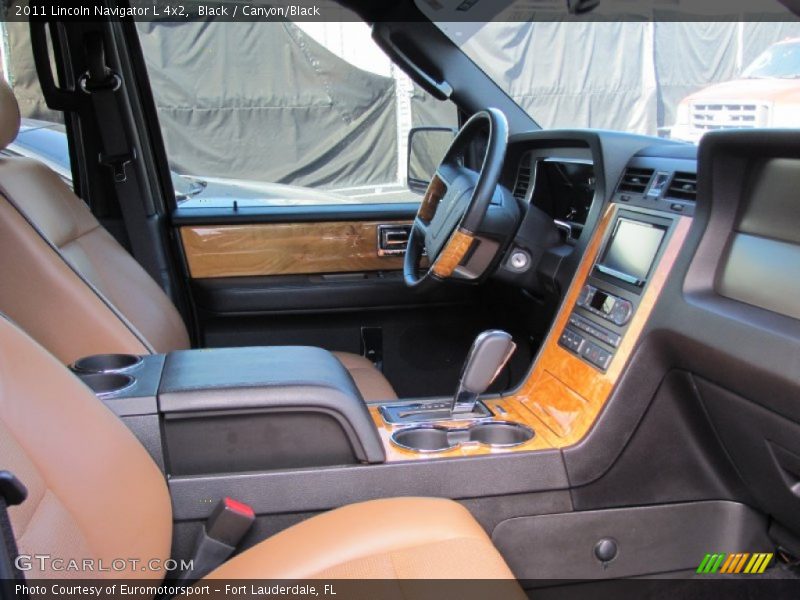 Black / Canyon/Black 2011 Lincoln Navigator L 4x2