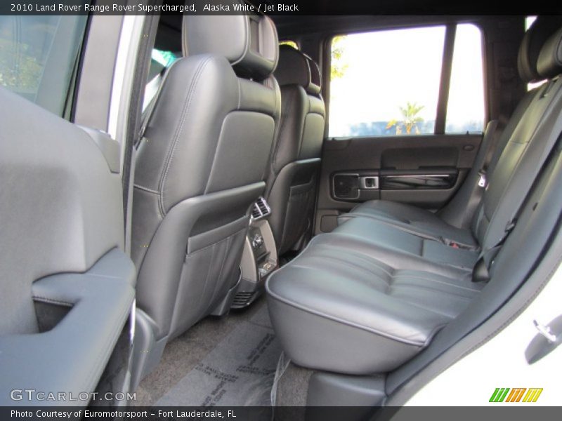 Alaska White / Jet Black 2010 Land Rover Range Rover Supercharged