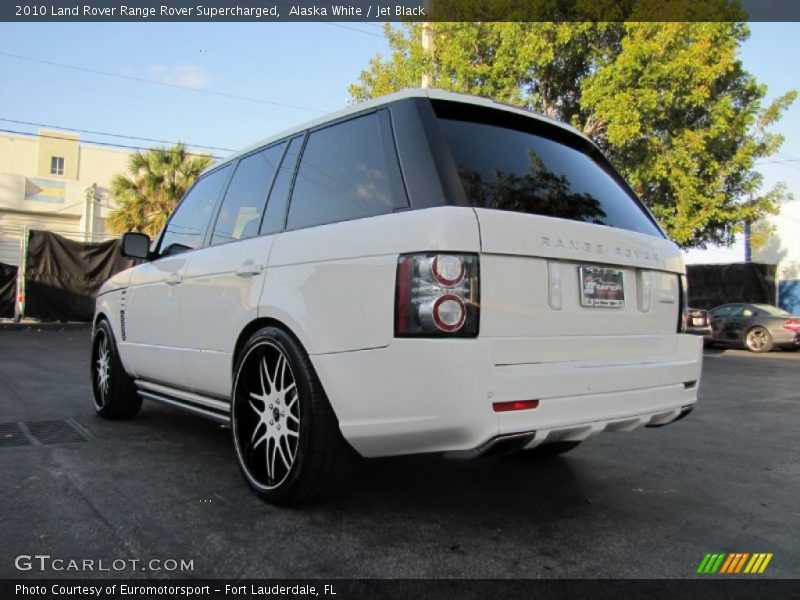 Alaska White / Jet Black 2010 Land Rover Range Rover Supercharged