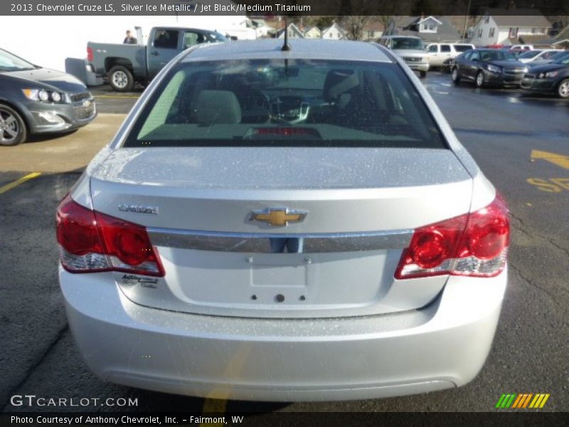 Silver Ice Metallic / Jet Black/Medium Titanium 2013 Chevrolet Cruze LS
